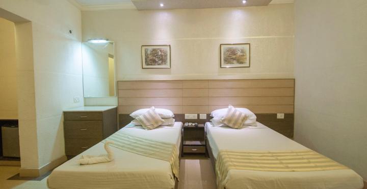 Fabhotel Flamingo Anna Nagar 첸나이 외부 사진